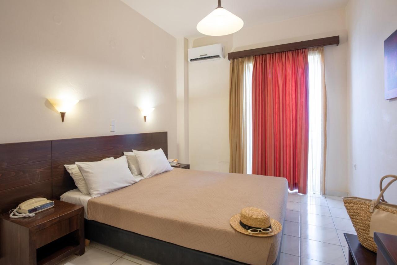 Eurohotel Theo Hotel Agia Marina المظهر الخارجي الصورة