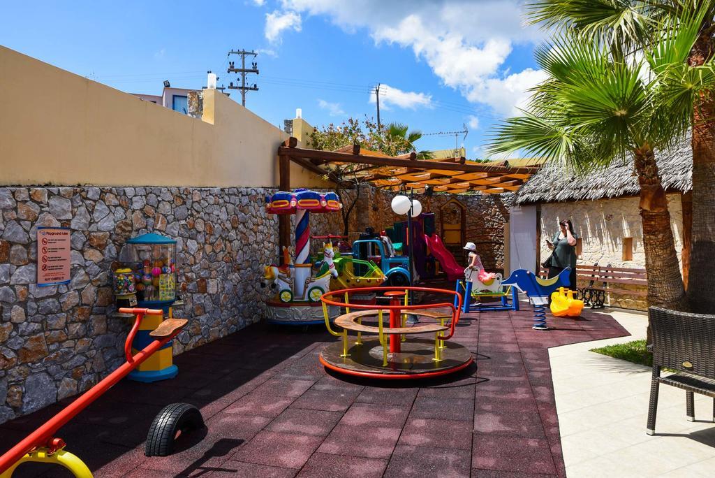 Eurohotel Theo Hotel Agia Marina المظهر الخارجي الصورة